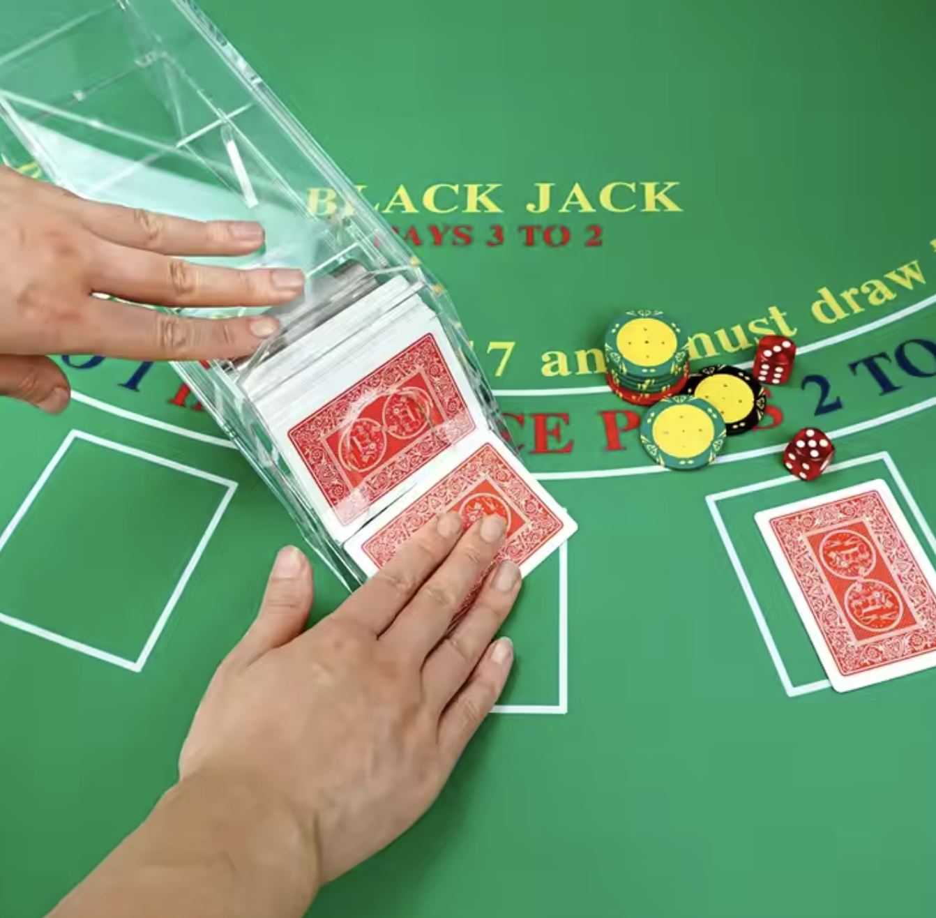 Dealer Shoe with Lid Transparent Acrylic High-heeled Plastic Dealer Shoe for Blackjack Casino Games